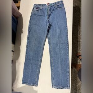 Tommy Hilfiger Women's Light Blue Straight Jeans Vintage